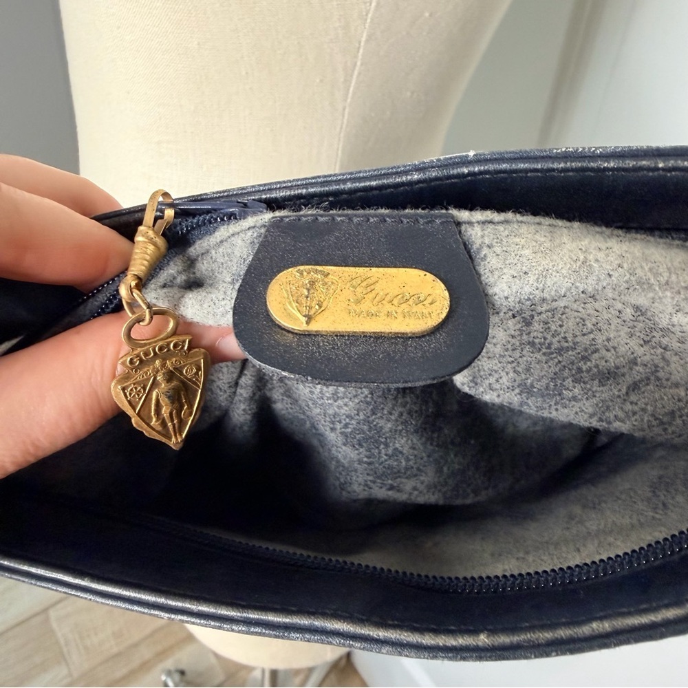 Vintage Gucci Navy Shoulder Bag Crossbody Bag Blue GG Monogram Canvas - Picture 9 of 15